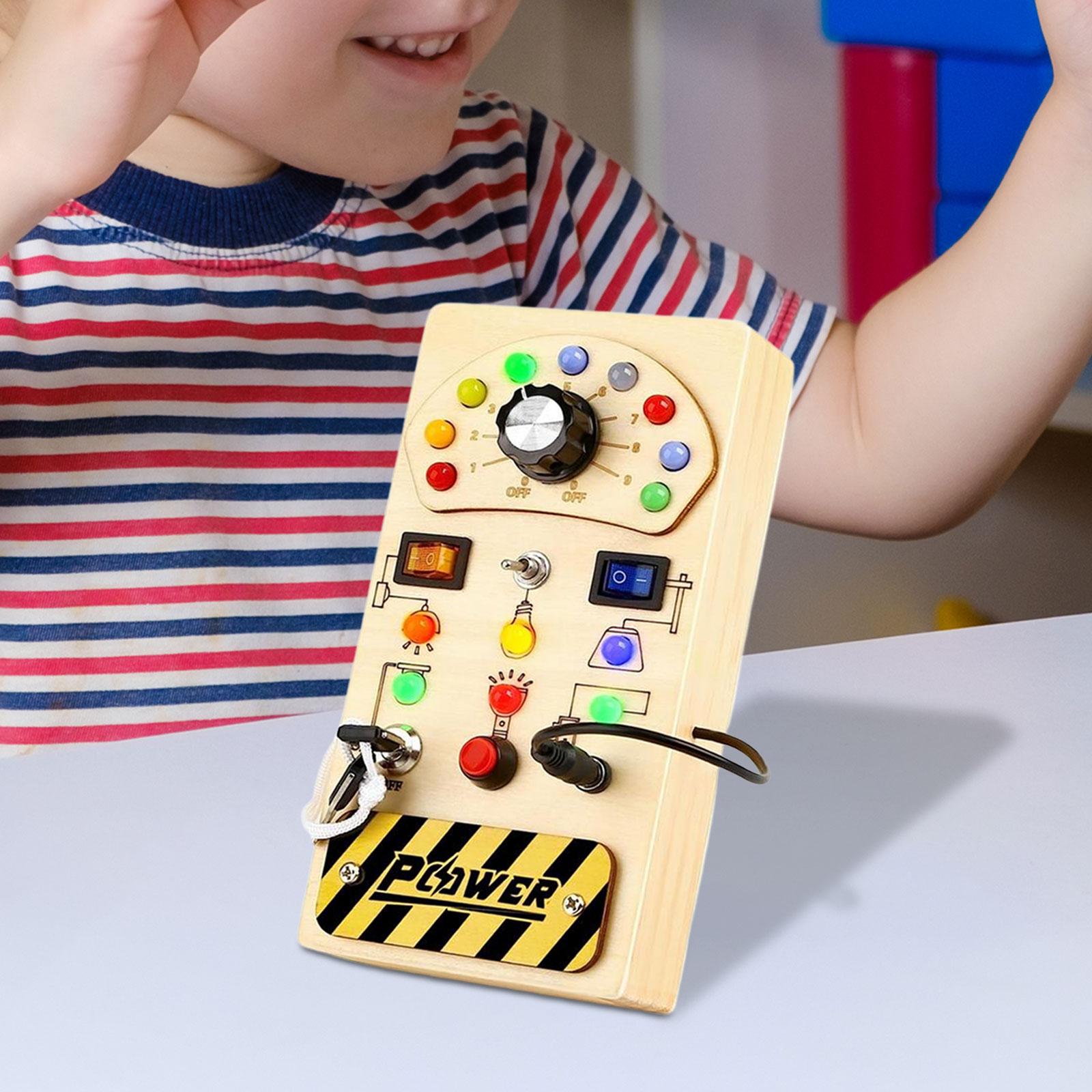 لوحة أنشطة خشبية مونتيسوري مع  - مراجعة Montessori Wooden Busy Board Toddler وسعره